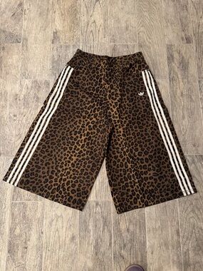 Leopard Print Kids Athletic Shorts with White Stripes
